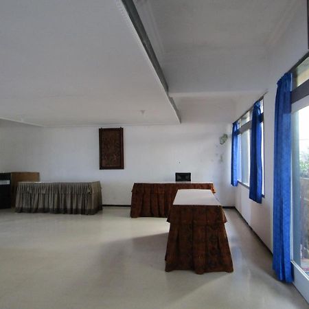 Hotel Pantes سارانجان المظهر الخارجي الصورة