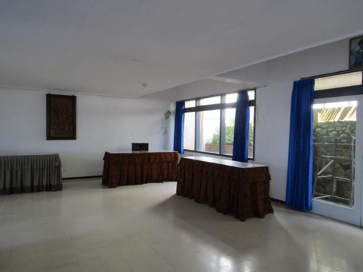 Hotel Pantes سارانجان المظهر الخارجي الصورة