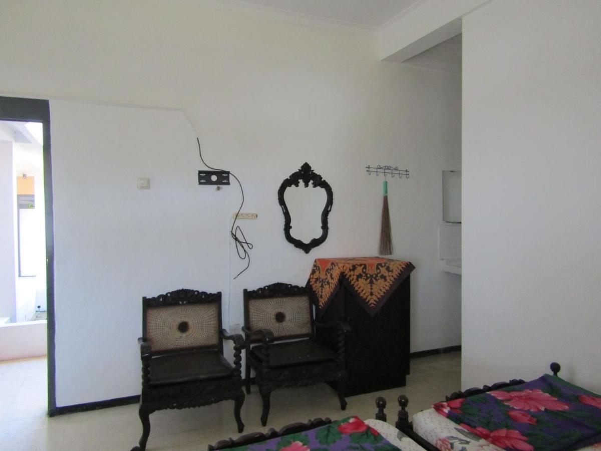 Hotel Pantes سارانجان المظهر الخارجي الصورة