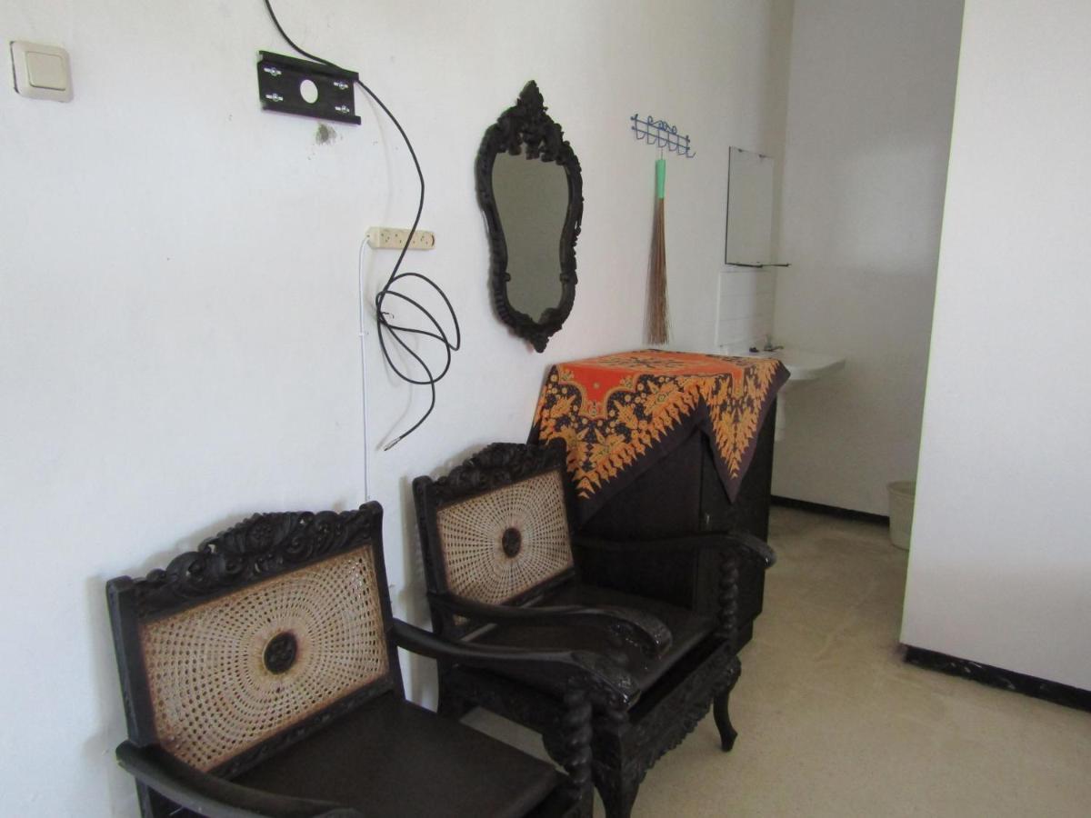 Hotel Pantes سارانجان المظهر الخارجي الصورة